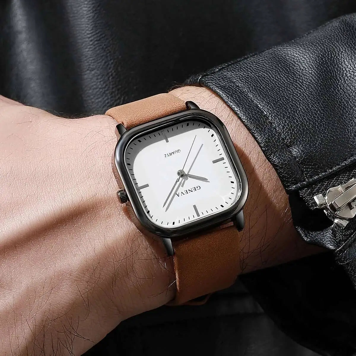 Fashion Square Minimalist Men's Quartz Watch Casual Leather Strap Wristwatch Reloj Hombre（Without Box）